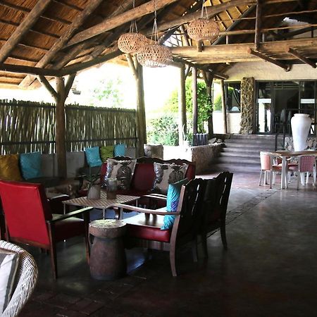 Etotongwe Lodge Outjo Extérieur photo