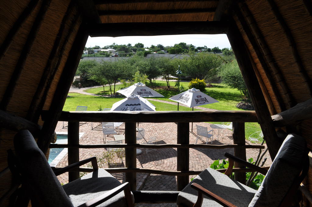 Etotongwe Lodge Outjo Extérieur photo
