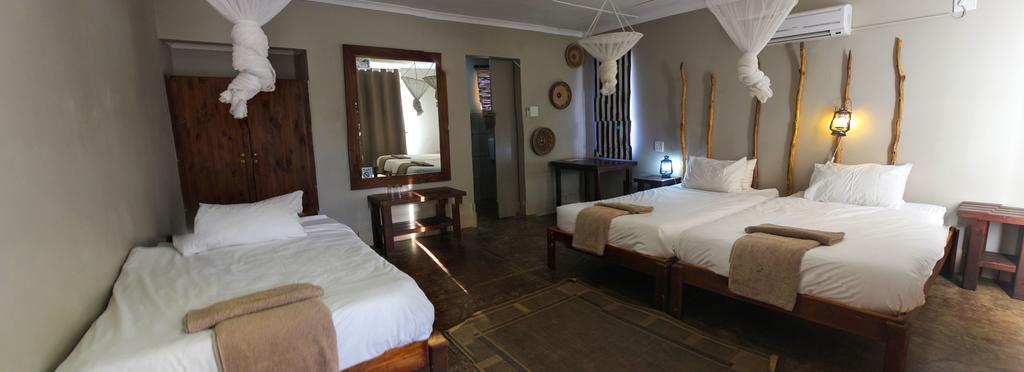 Etotongwe Lodge Outjo Extérieur photo