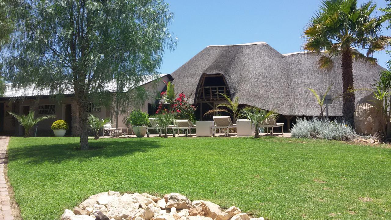 Etotongwe Lodge Outjo Extérieur photo